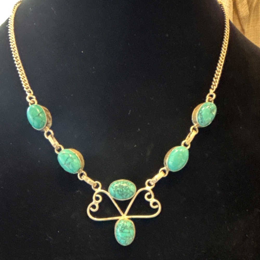 Turquoise Oval Pendant Vintage Necklace 925 Silver, Curb Chain, Bezel Setting